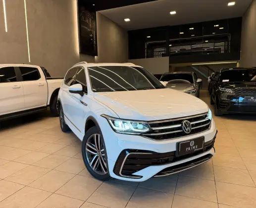 VOLKSWAGEN TIGUAN 2.0 300 TSI GASOLINA ALLSPACE R-LINE AUTOMÁTICO VOLKSWAGEN TIGUAN 2.0 300 TSI GASOLINA ALLSPACE R-LINE AUTOMÁTICO