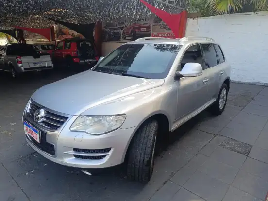 VOLKSWAGEN-TOUAREG-4.2 FSI V8 32V GASOLINA 4P TIPTRONIC VOLKSWAGEN-TOUAREG-2010