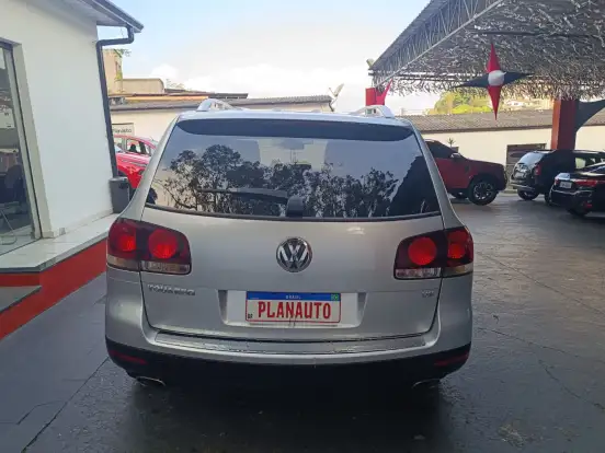 VOLKSWAGEN-TOUAREG-4.2 FSI V8 32V GASOLINA 4P TIPTRONIC VOLKSWAGEN-TOUAREG-2010