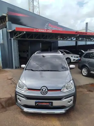 VOLKSWAGEN-UP-2017