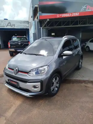 VOLKSWAGEN-UP-2017