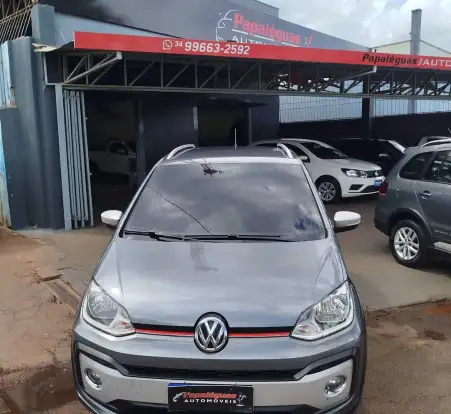 VOLKSWAGEN-UP-2017