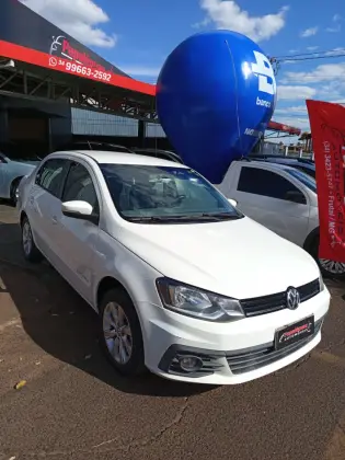 VOLKSWAGEN VOYAGE 1.6 MSI TOTALFLEX COMFORTLINE 4P MANUAL VOLKSWAGEN VOYAGE 1.6 MSI TOTALFLEX COMFORTLINE 4P MANUAL