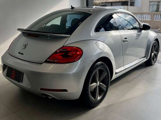 VOLKSWAGEN-FUSCA-2.0 TSI 16V GASOLINA 2P AUTOMÁTICO VOLKSWAGEN-FUSCA-2012