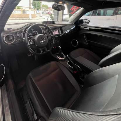 VOLKSWAGEN-FUSCA-2012