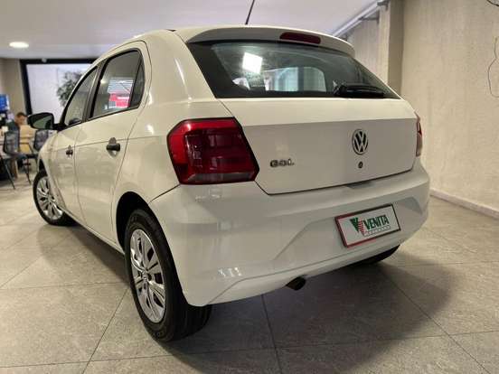 VOLKSWAGEN-GOL-2021