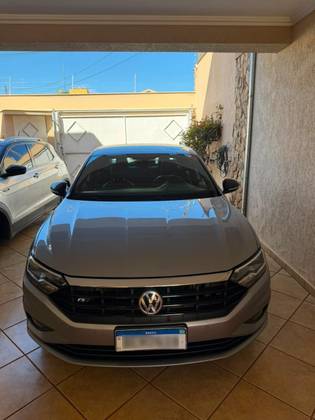 VOLKSWAGEN JETTA 1.4 250 TSI TOTAL FLEX R-LINE TIPTRONIC