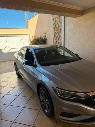 VOLKSWAGEN-JETTA-1.4 250 TSI TOTAL FLEX R-LINE TIPTRONIC VOLKSWAGEN-JETTA-2020