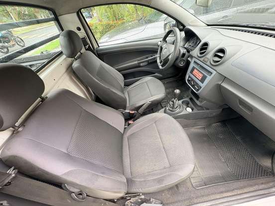 VOLKSWAGEN-SAVEIRO-1.6 MSI ROBUST CS 8V FLEX 2P MANUAL VOLKSWAGEN-SAVEIRO-2018