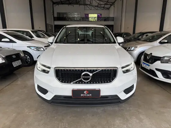 VOLVO XC40 2.0 T4 GASOLINA GEARTRONIC VOLVO XC40 2.0 T4 GASOLINA GEARTRONIC