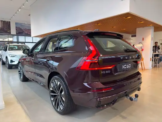 VOLVO-XC60-2026