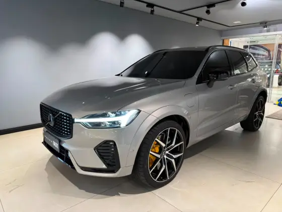 VOLVO XC60 2.0 T8 RECHARGE POLESTAR ENGINEERED AWD GEARTRONIC VOLVO XC60 2.0 T8 RECHARGE POLESTAR ENGINEERED AWD GEARTRONIC