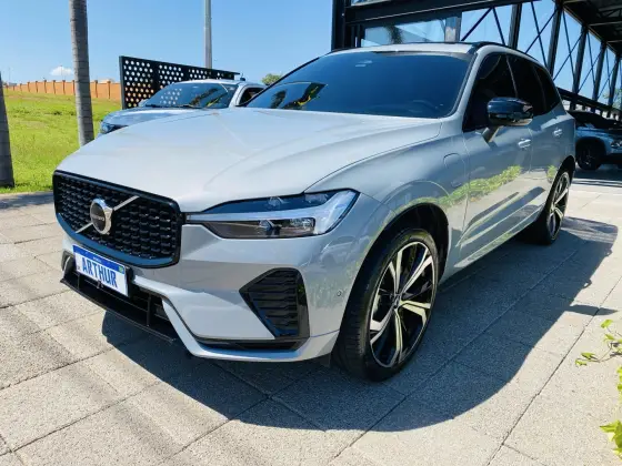VOLVO XC60 2.0 T8 RECHARGE ULTIMATE DARK AWD GEARTRONIC VOLVO XC60 2.0 T8 RECHARGE ULTIMATE DARK AWD GEARTRONIC