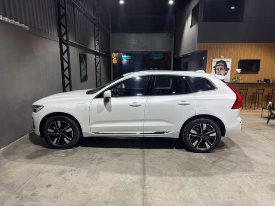 VOLVO-XC60-2.0 T8 PHEV PLUS AWD GEARTRONIC VOLVO-XC60-2025