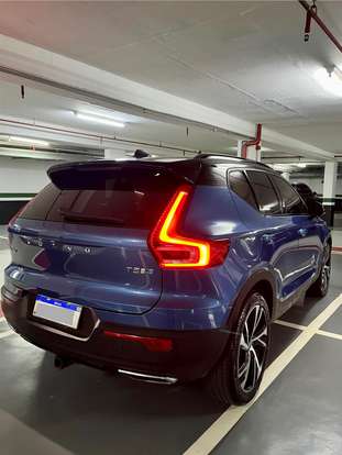 VOLVO-XC40-1.5 T5 RECHARGE R-DESIGN GEARTRONIC VOLVO-XC40-2020