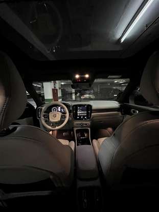 VOLVO-XC40-1.5 T5 RECHARGE R-DESIGN GEARTRONIC VOLVO-XC40-2020