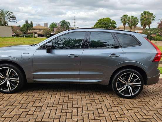 VOLVO-XC60-2.0 T8 HYBRID R-DESIGN AWD GEARTRONIC VOLVO-XC60-2021