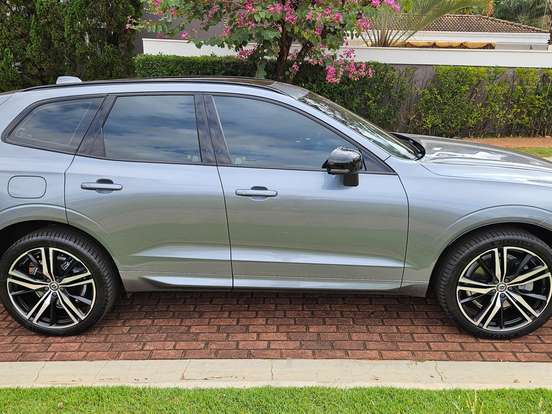 VOLVO-XC60-2.0 T8 HYBRID R-DESIGN AWD GEARTRONIC VOLVO-XC60-2021