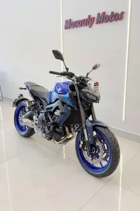 YAMAHA MT-09 YAMAHA MT-09