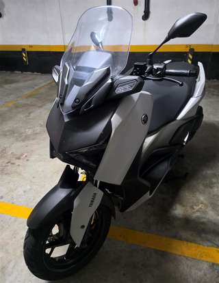 YAMAHA-XMAX 250 CONNECTED ABS-2025