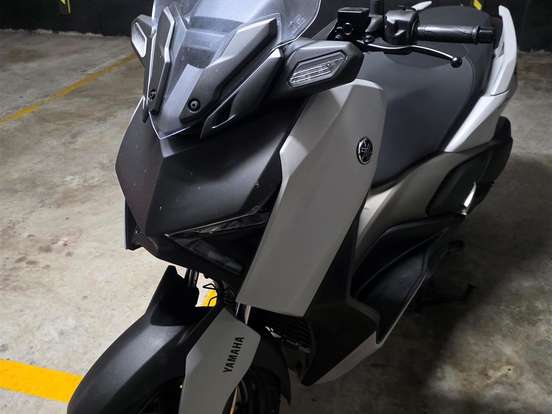 YAMAHA-XMAX 250 CONNECTED ABS YAMAHA-XMAX 250 CONNECTED ABS-2025