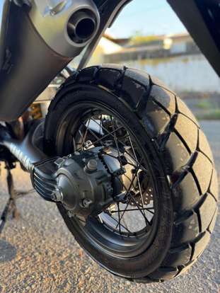 YAMAHA-XT1200Z SUPER TÉNÉRÉ YAMAHA-XT1200Z SUPER TÉNÉRÉ-2011