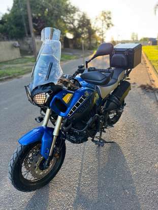 YAMAHA-XT1200Z SUPER TÉNÉRÉ YAMAHA-XT1200Z SUPER TÉNÉRÉ-2011