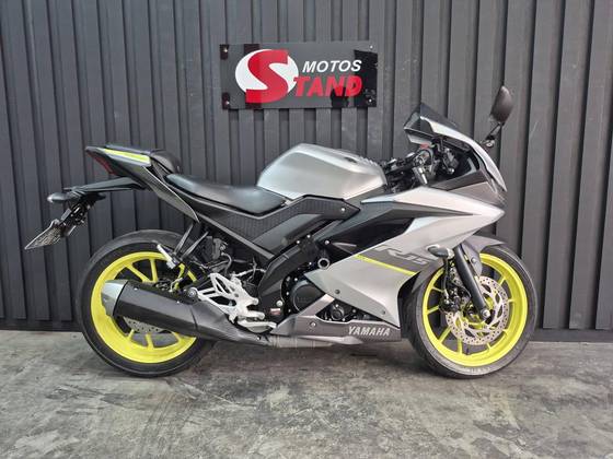 YAMAHA YZF R15 