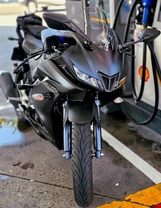 YAMAHA-YZF R15 YAMAHA-YZF R15-2025
