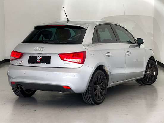 AUDI-A1-1.4 TFSI SPORTBACK AMBITION 16V 185CV GASOLINA 4P AUTOMÁTICO AUDI-A1-2012