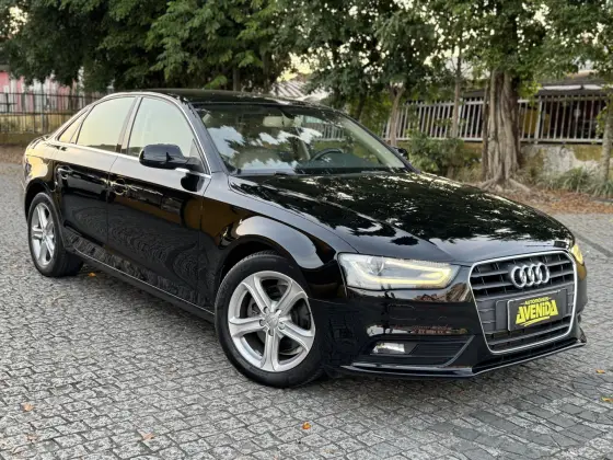 AUDI A4 1.8 TFSI ATTRACTION GASOLINA 4P MULTITRONIC