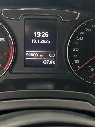 AUDI-Q3-2016