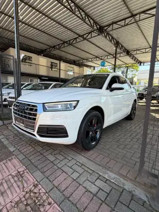 AUDI-Q5-2017