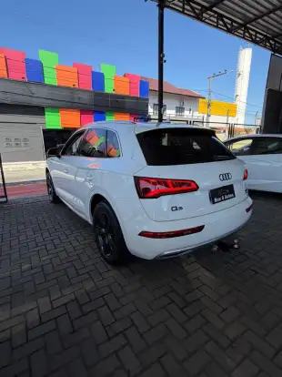 AUDI-Q5-2017