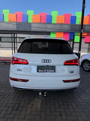 AUDI-Q5-2017