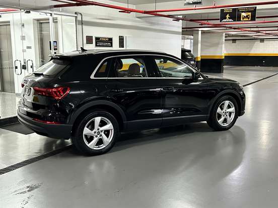 AUDI-Q3-1.4 35 TFSI GASOLINA PRESTIGE PLUS S TRONIC AUDI-Q3-2021