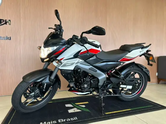 BAJAJ DOMINAR 160 BAJAJ DOMINAR 160