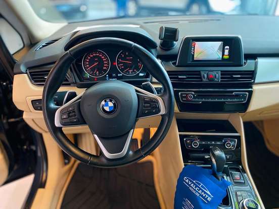 BMW-220i-2.0 CAT GP 16V TURBO ACTIVEFLEX 4P AUTOMÁTICO BMW-220i-2017