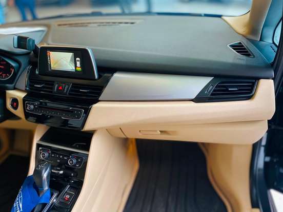 BMW-220i-2.0 CAT GP 16V TURBO ACTIVEFLEX 4P AUTOMÁTICO BMW-220i-2017