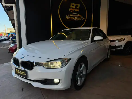 BMW 320i 2.0 16V TURBO ACTIVE FLEX 4P AUTOMÁTICO BMW 320i 2.0 16V TURBO ACTIVE FLEX 4P AUTOMÁTICO