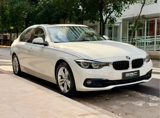 BMW 320i 2.0 SPORT GP 16V TURBO ACTIVE FLEX 4P AUTOMÁTICO BMW 320i 2.0 SPORT GP 16V TURBO ACTIVE FLEX 4P AUTOMÁTICO