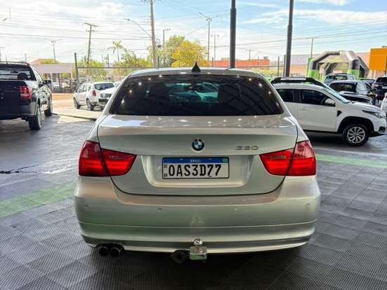 BMW-320i-2.0 16V GASOLINA 4P AUTOMÁTICO BMW-320i-2011