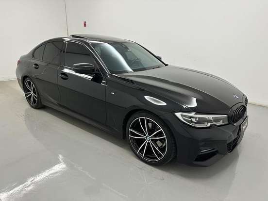 BMW-320i-2.0 16V TURBO FLEX M SPORT AUTOMÁTICO BMW-320i-2022