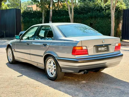 BMW-328i-2.8 SEDAN 24V GASOLINA 4P AUTOMÁTICO BMW-328i-1996