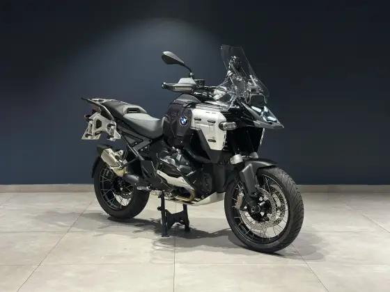 BMW R 1300 GS ADVENTURE TRIPLE BLACK BMW R 1300 GS ADVENTURE TRIPLE BLACK