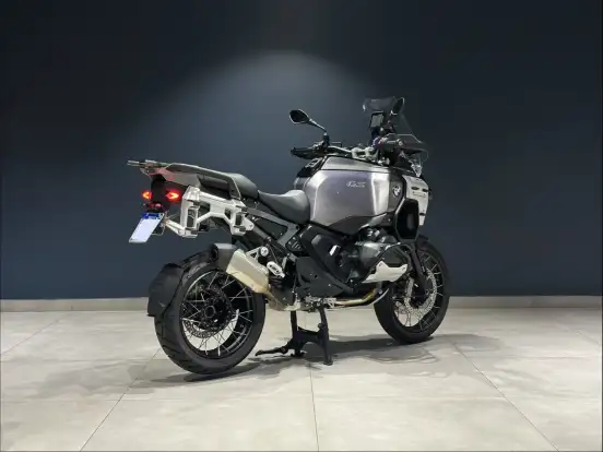 BMW-R 1300 GS ADVENTURE TRIPLE BLACK BMW-R 1300 GS ADVENTURE TRIPLE BLACK-2025