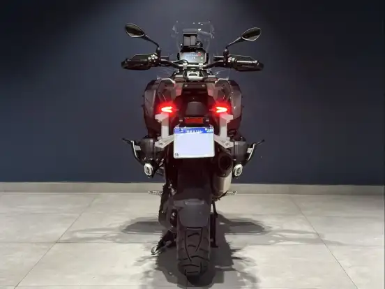 BMW-R 1300 GS ADVENTURE TRIPLE BLACK BMW-R 1300 GS ADVENTURE TRIPLE BLACK-2025