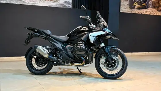 BMW R 1300 GS TRIPLE BLACK BMW R 1300 GS TRIPLE BLACK