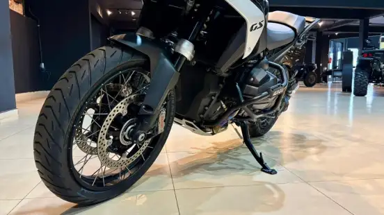 BMW-R 1300 GS TRIPLE BLACK BMW-R 1300 GS TRIPLE BLACK-2024