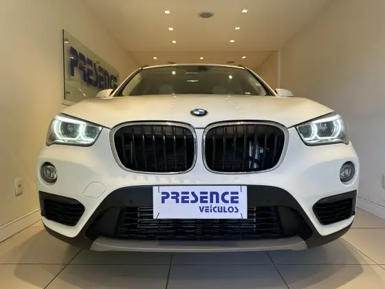 BMW X1 2.0 16V TURBO ACTIVEFLEX SDRIVE20I 4P AUTOMÁTICO BMW X1 2.0 16V TURBO ACTIVEFLEX SDRIVE20I 4P AUTOMÁTICO